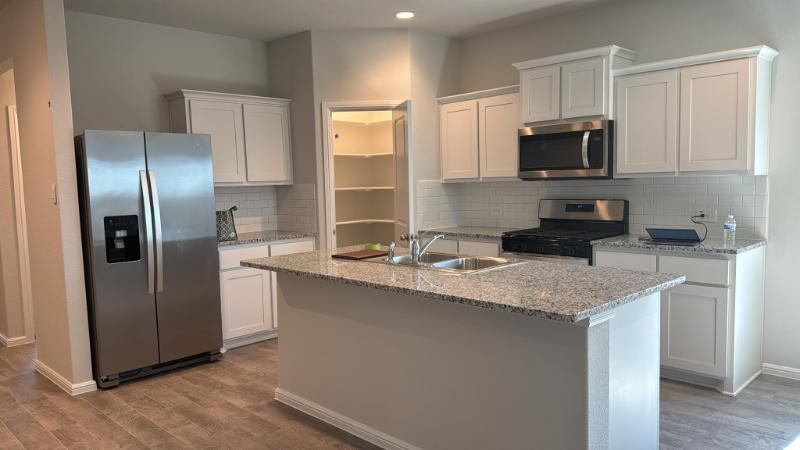 https://cdn.rentalbeast.com/listings/TURBOTENANT-1676118-1.jpg.rbm