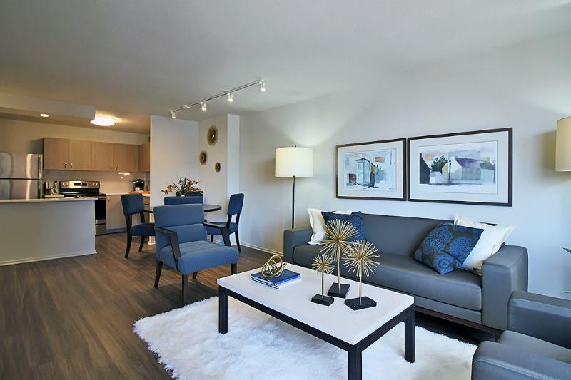 https://cdn.rentalbeast.com/listings/TURBOTENANT-1713261-0.jpg.rbm