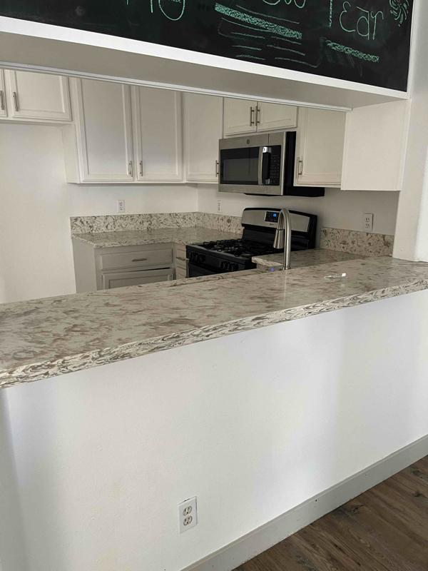 7155 Ramsgate Ave #201 - 3,495USD / month