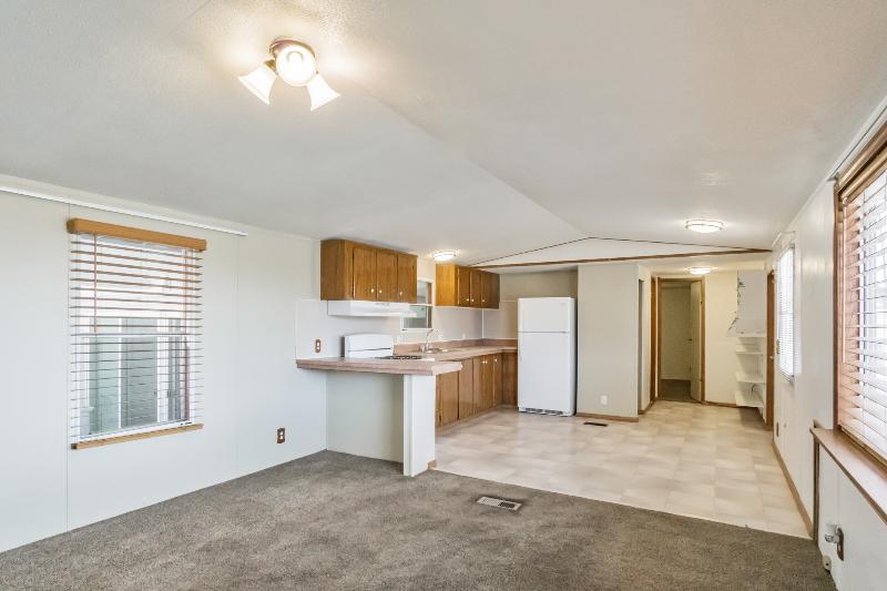 602 S Florida Ave Trailer 401 #104 - 1,200USD / month