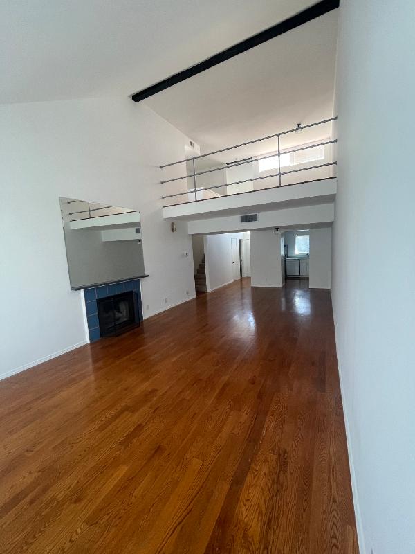 https://cdn.rentalbeast.com/listings/TURBOTENANT-1764312-1.jpg.rbm