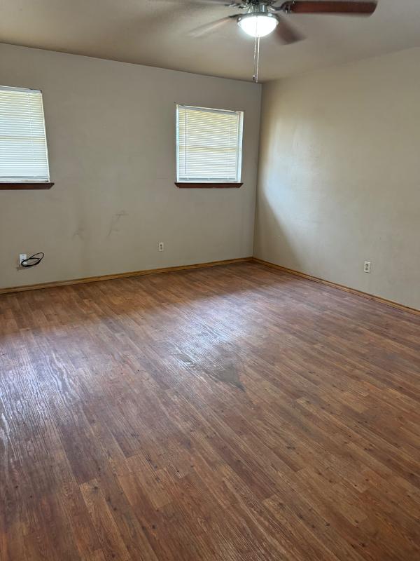 750 Bonham St #120 - 725USD / month