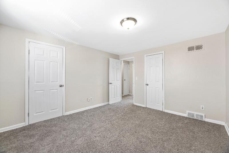 800 Harrisburg Pike #800-A6 - 750USD / month