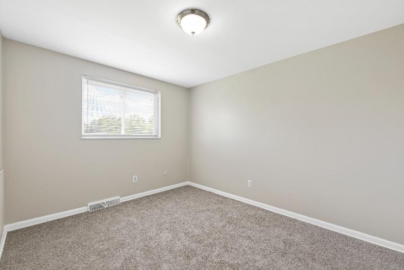 800 Harrisburg Pike #800-A6 - 750USD / month