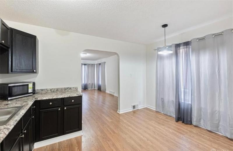 https://cdn.rentalbeast.com/listings/TURBOTENANT-1777499-3.jpg.rbm