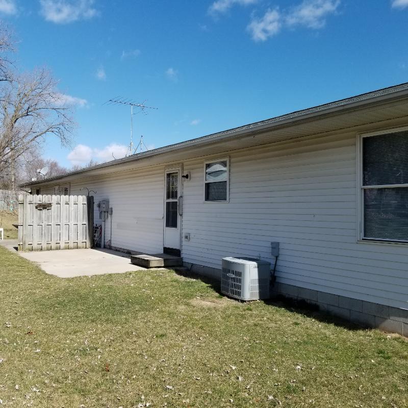 Image 3 For 1112 Oakview Drive