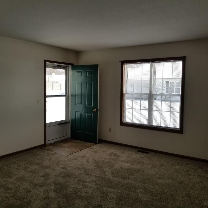 Image 6 For 1112 Oakview Drive