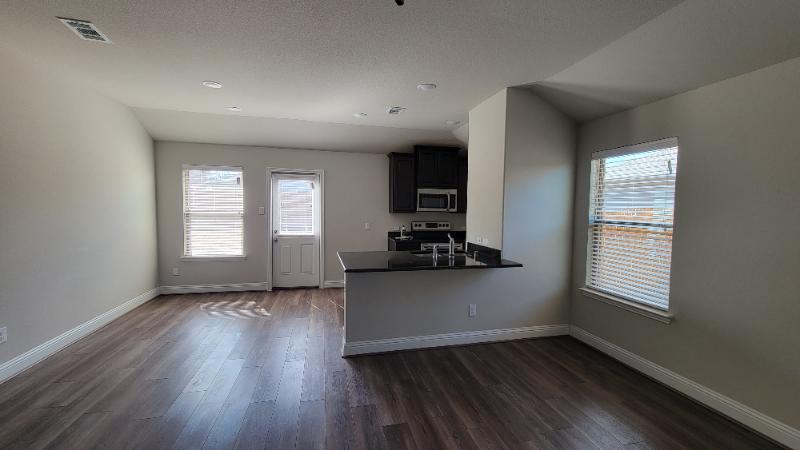 https://cdn.rentalbeast.com/listings/TURBOTENANT-852448-3.jpg.rbm